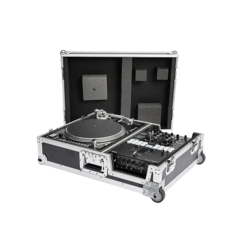 Magma Scratch Suitcase Black/Silver - 40985 - Image 3