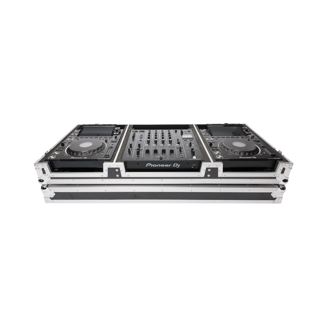 Silver Magma Multi-Format Case Player/Mixer Set, model 41034, designed for DJs and music professionals.