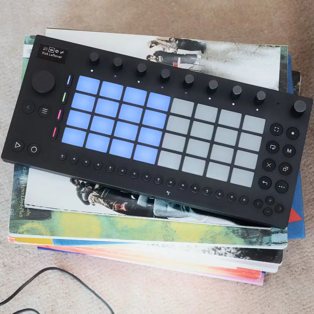 Ableton Move Standalone Portable Intuitive Music Making Tool - DJ