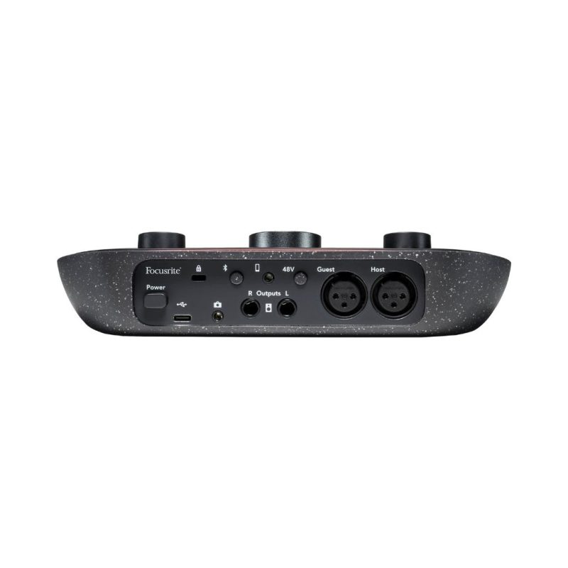 Focusrite Vocaster Two Studio Podcasting Kit - Image 7
